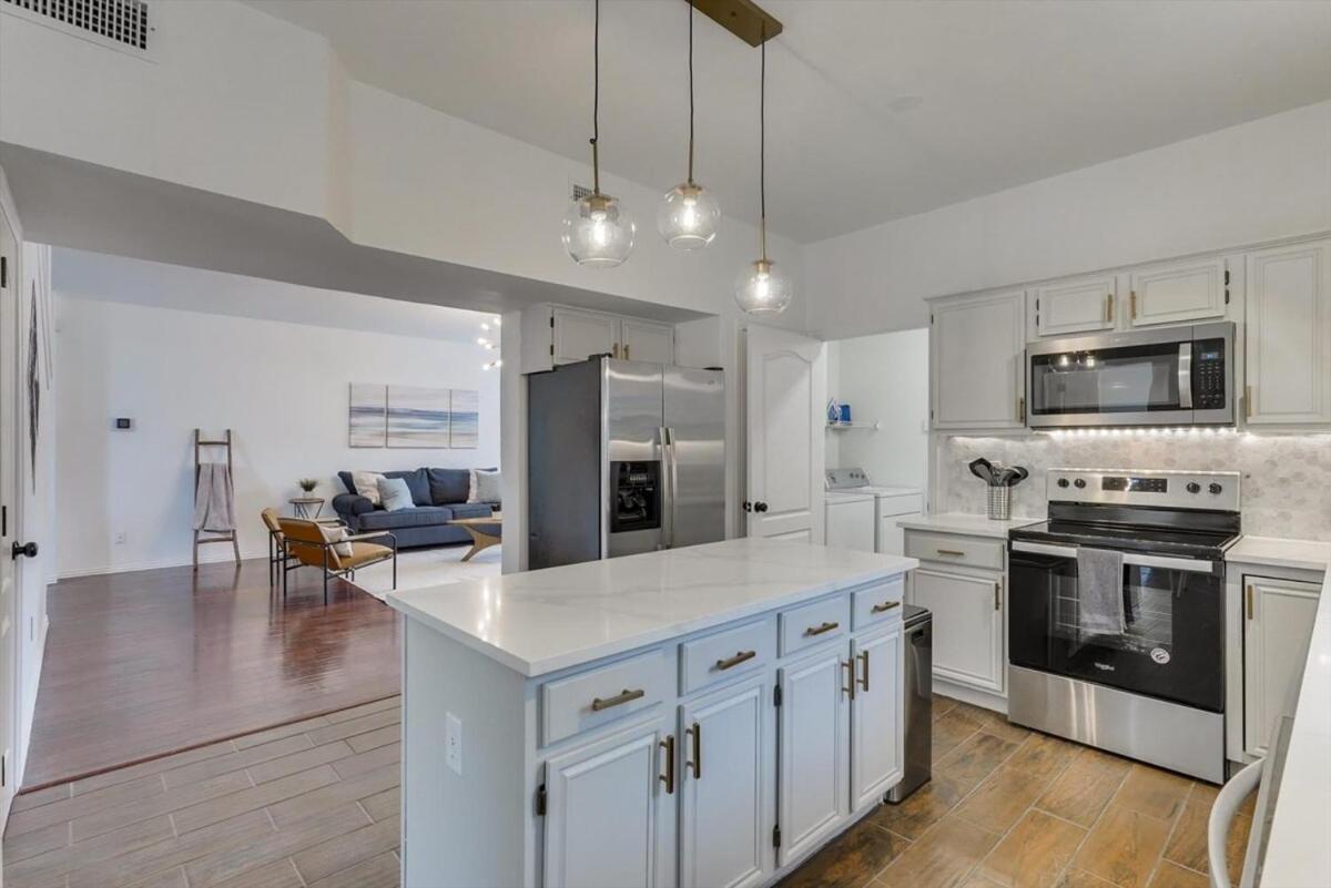 6Br 3,5Ba Home Pool, Hot Tub, Game Room -16 Guests Sachse Extérieur photo